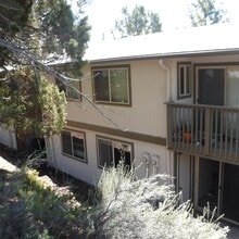 Building Photo - 1529 NW Portland Ave