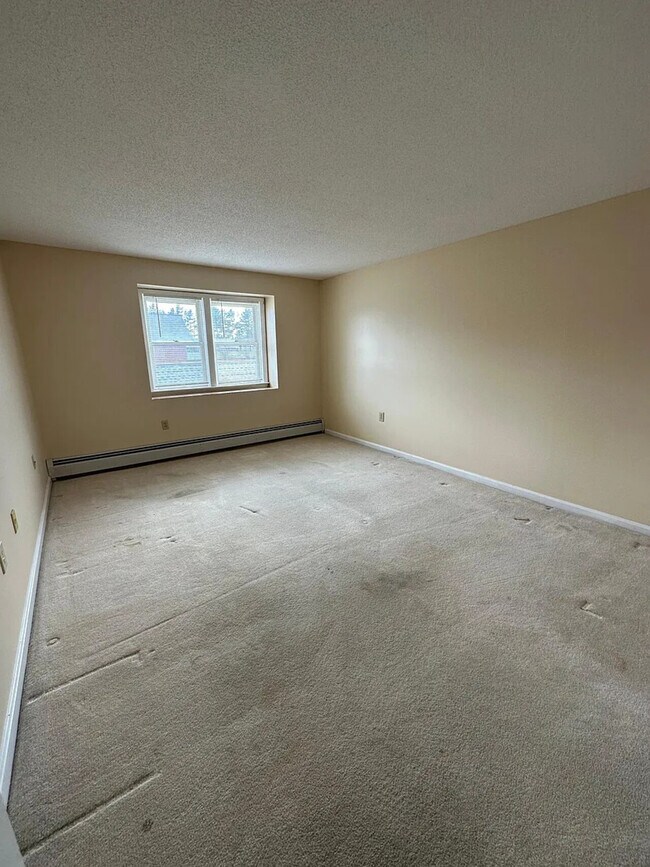 Building Photo - NS - 2 New Haven 206