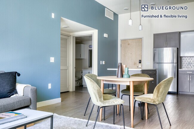 Foto del edificio - 950 E 3rd St