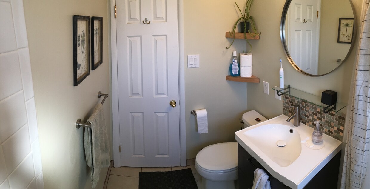 Primary Photo - 2739 S Knox Ct