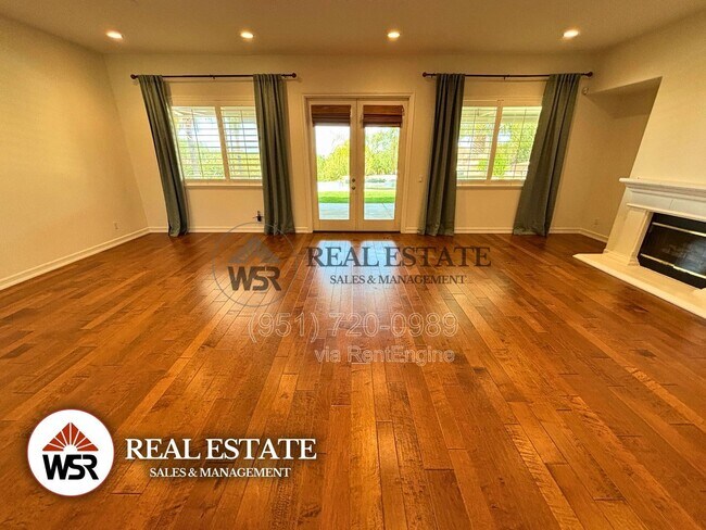 Building Photo - 18691 Oak Park Dr