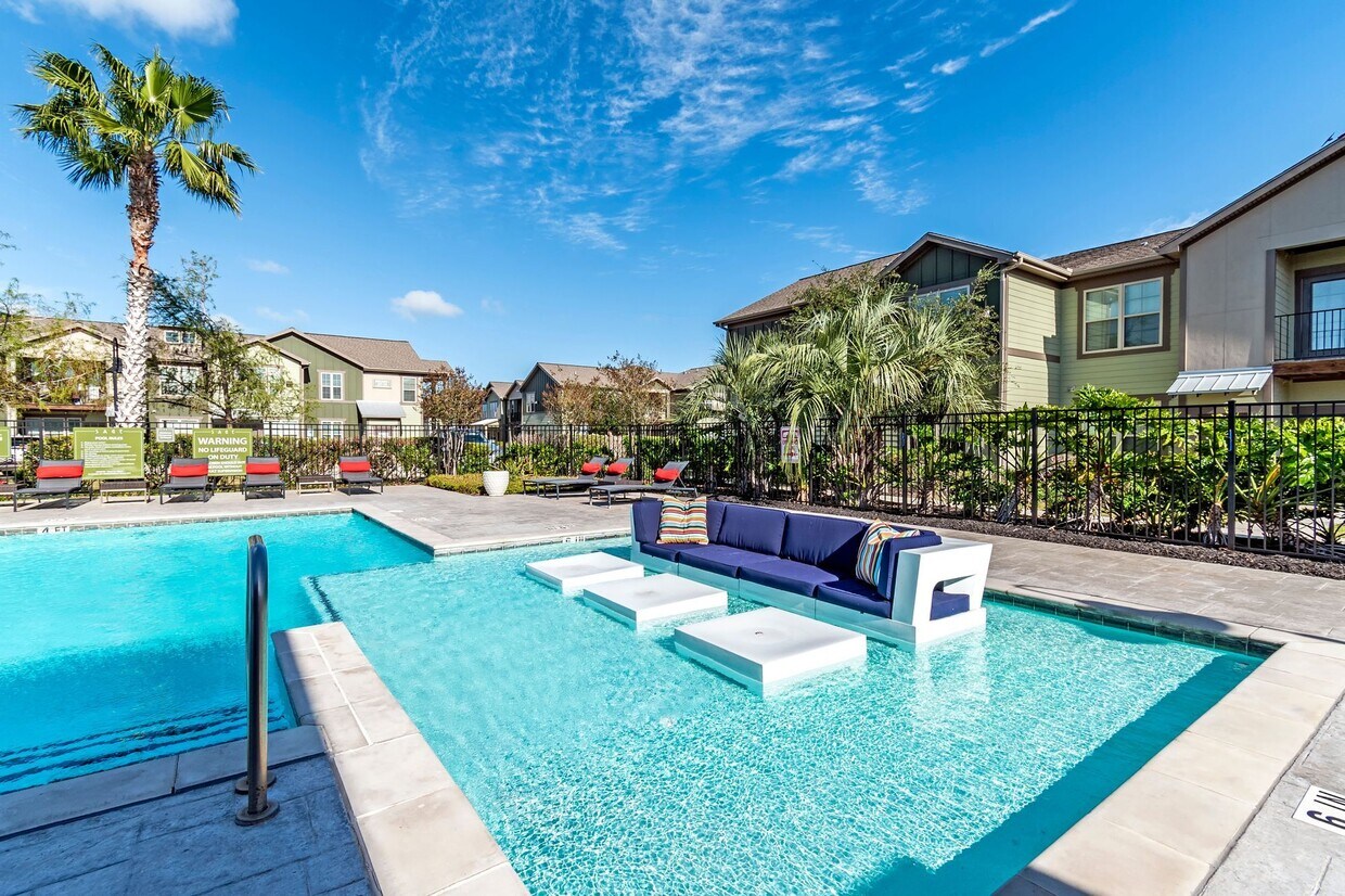 Sage Apartments in Corpus Christi, TX