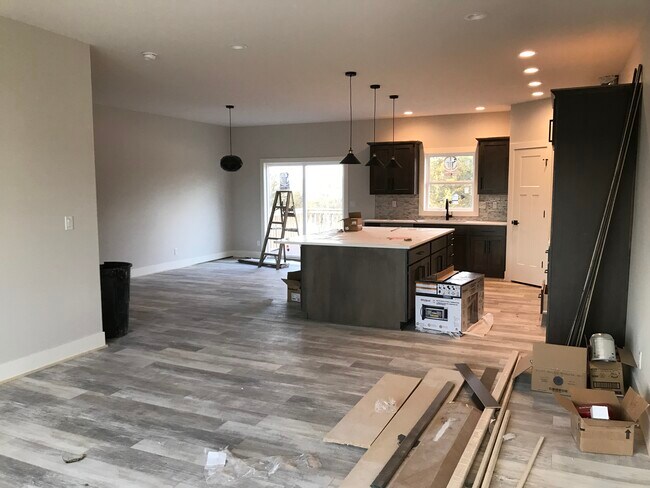 Building Photo - 782 Whitetail Run Cir