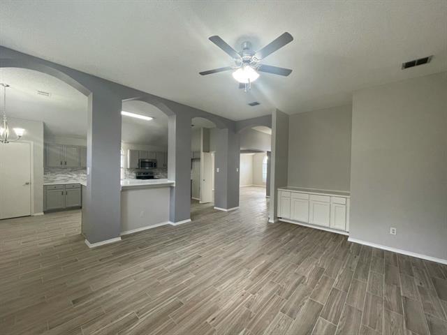 Foto del edificio - 7709 Amsterdam Ln