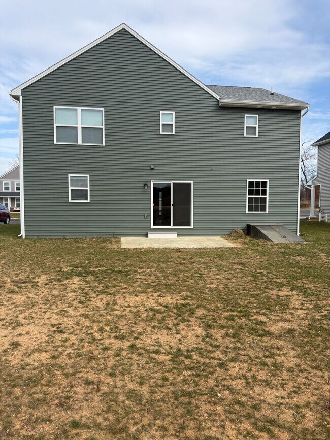 Foto del edificio - 243 Woodridge Dr