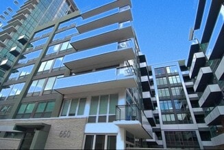 Building Photo - 660 W Wayman St