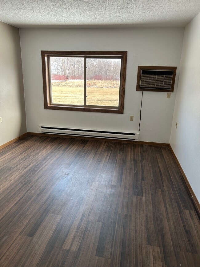 Foto del edificio - Eastside Acres