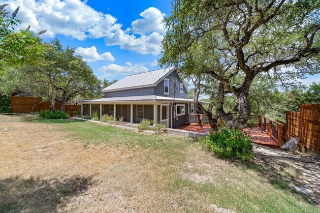 Building Photo - 739 Rock Castle Canyon Lake TX 78133