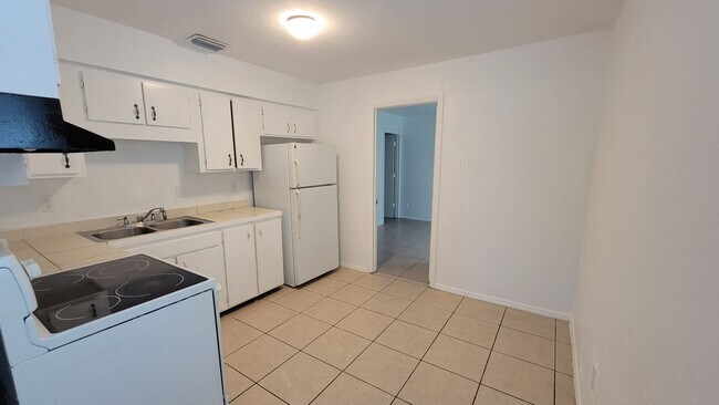 Foto del edificio - 703 56th Ave E