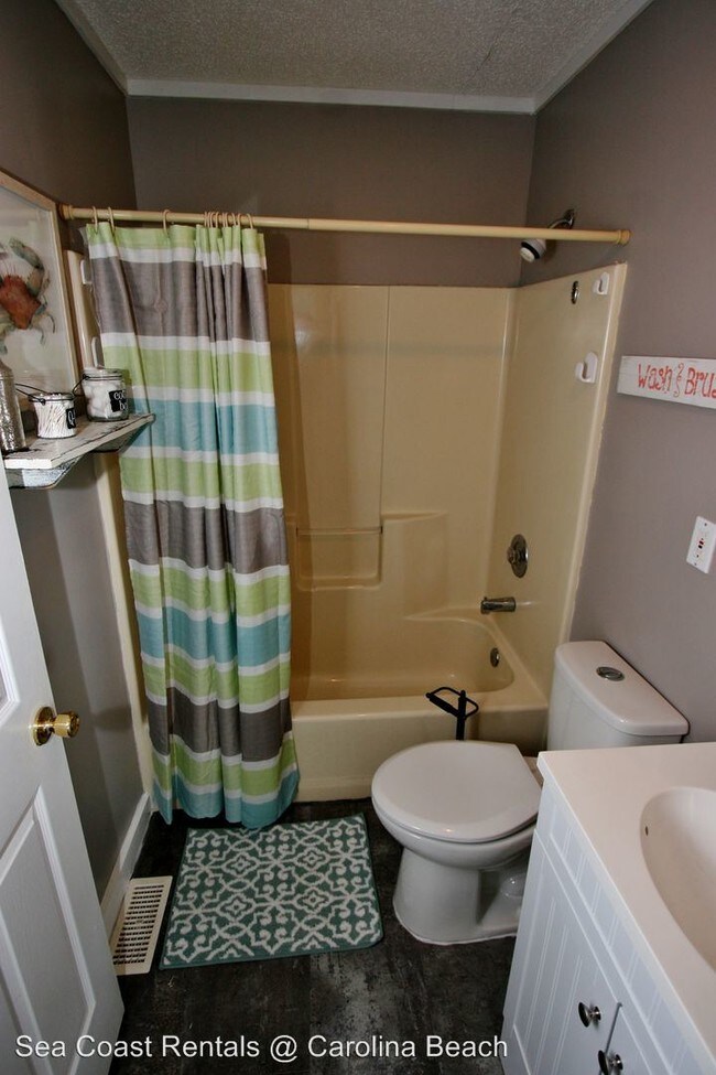 Foto del edificio - 701 Carolina Beach Ave S