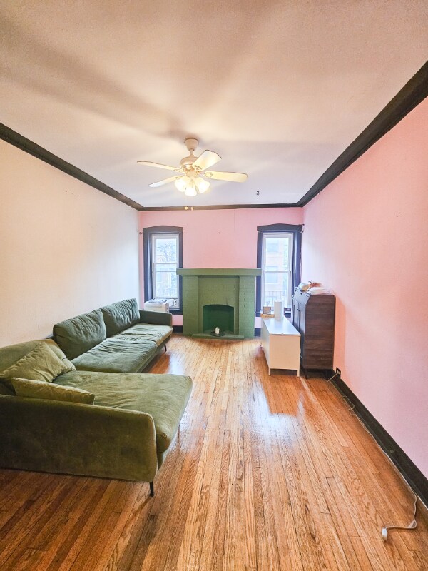 Foto del edificio - 6540 N Lakewood Ave
