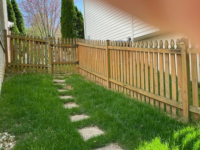 Building Photo - 19232 Wheatfield Dr