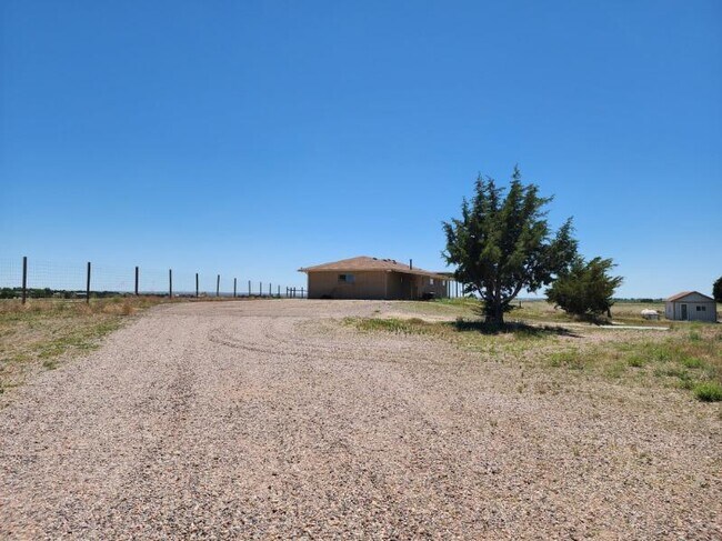 Foto del edificio - 16500 CO-14