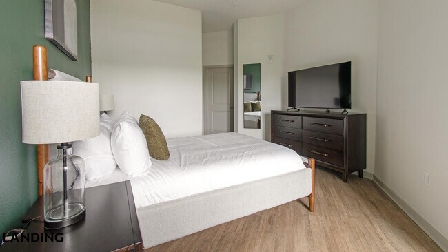 Foto del edificio - 7311 Baymeadows Way