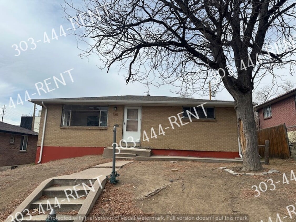 3 bedrooms/1.5 bath Ranch House - 3 bedrooms/1.5 bath Ranch House