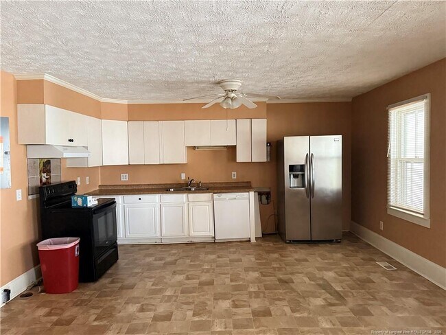 Foto del edificio - 300 Highland Ave