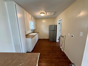 Building Photo - 519 McGuire Ln