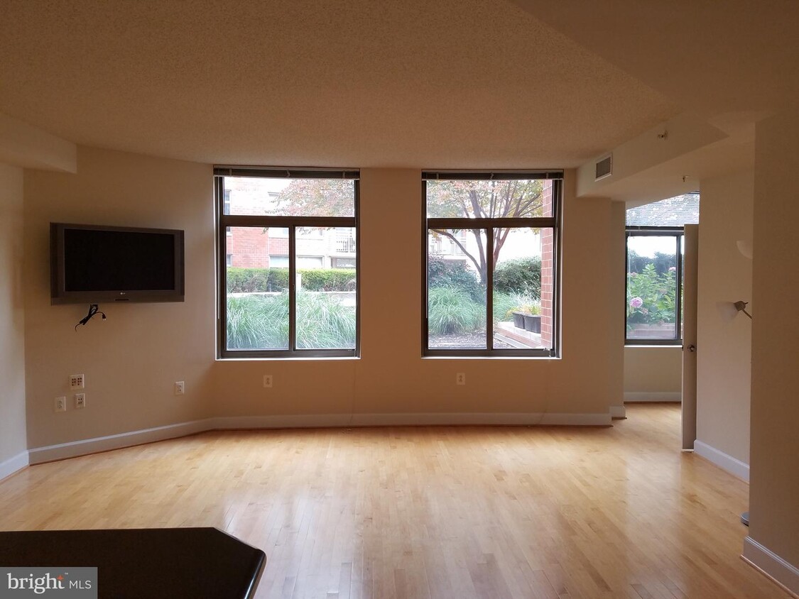 Foto principal - 3600 S Glebe Rd