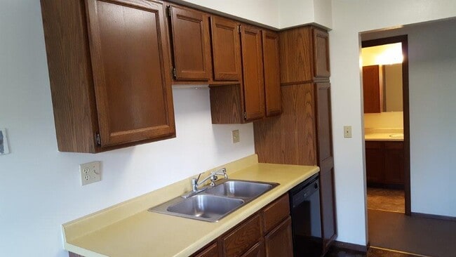 Building Photo - 5105 W 45th St