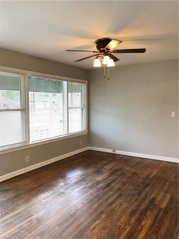 Foto del edificio - 918 Ronald Dr