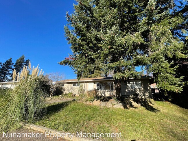 Foto del edificio - 3 br, 2 bath House - 1379 Tucker Road