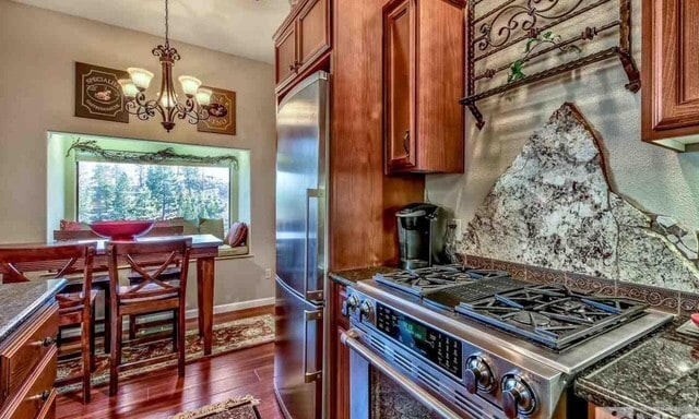 Foto del edificio - 364 Quaking Aspen Ln