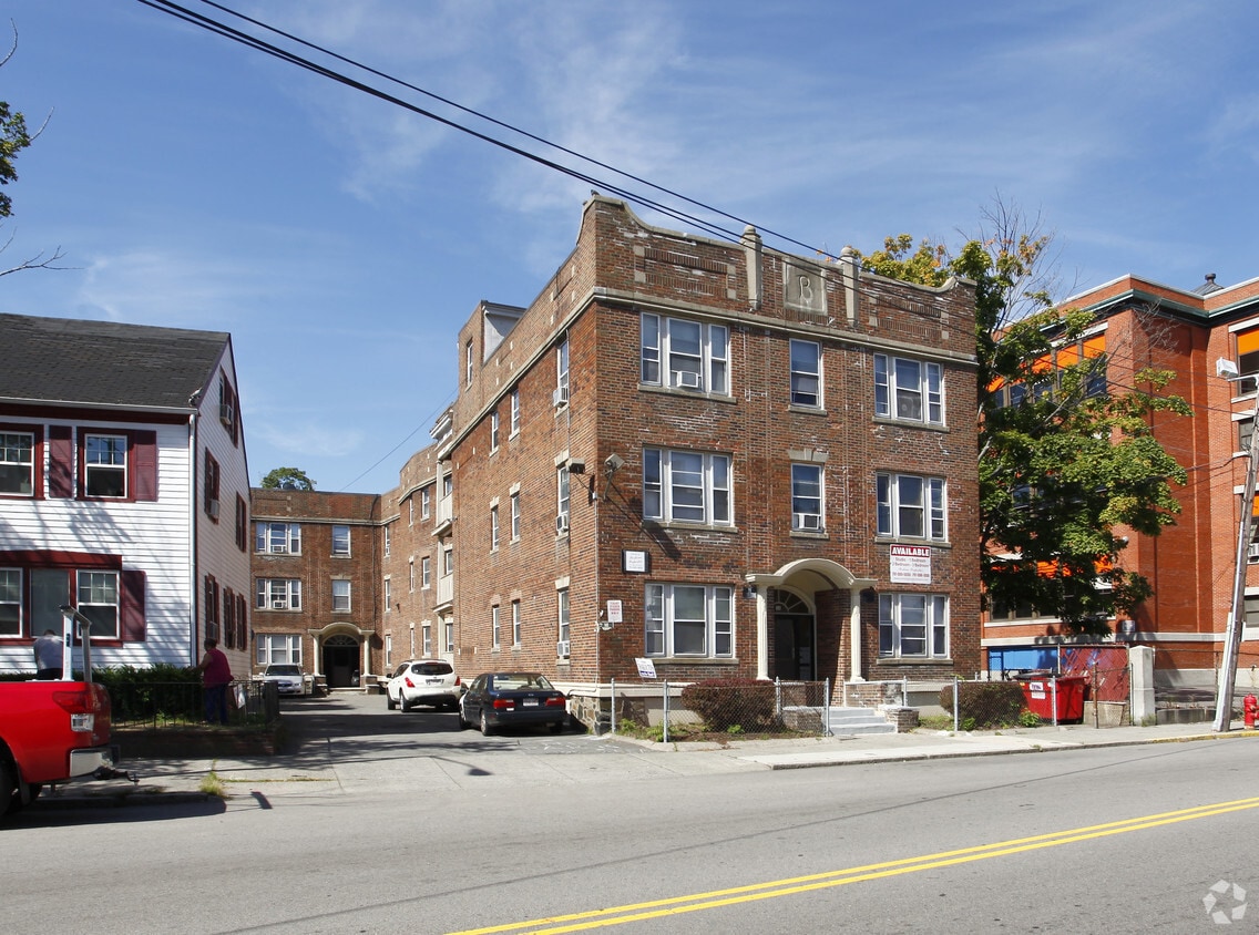 Primary Photo - 24-30 Franklin St