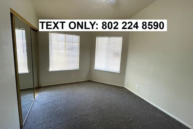 Building Photo - 4555 Sungate Dr