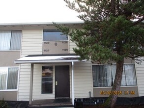 1128 Ruby Ct