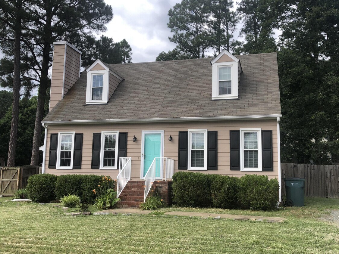 Foto principal - 9608 Country Way Rd