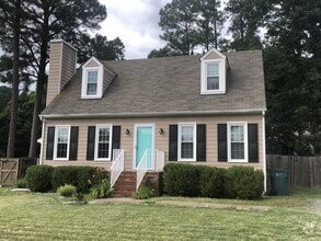 Building Photo - 9608 Country Way Rd