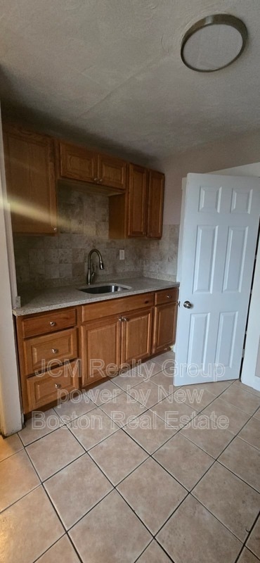 Photo - 86 Main St Apartment