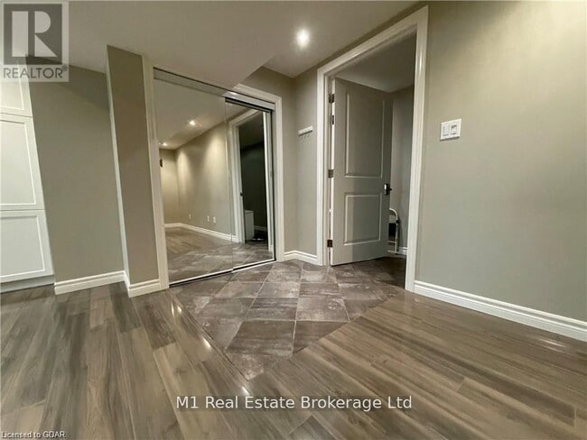 Photo du bâtiment - 25 Promenade Rd