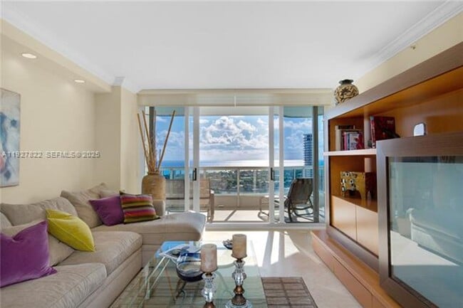 Foto del edificio - 21055 Yacht Club Dr