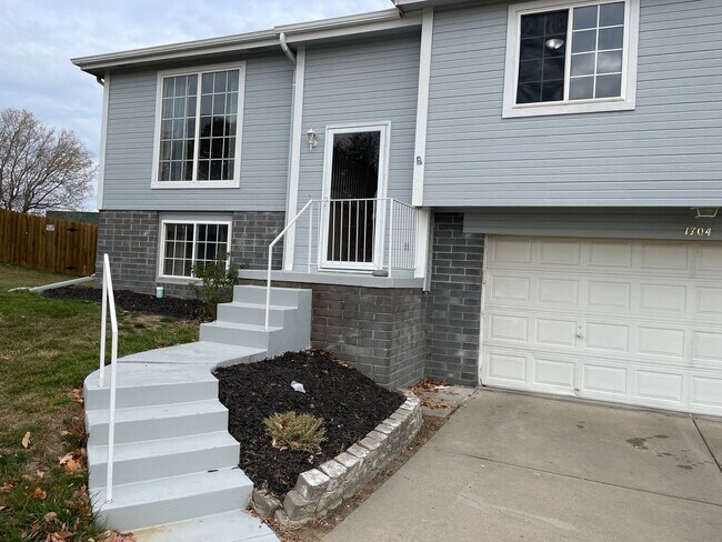Foto del edificio - Beautiful Home in Bellevue for Rent!!!