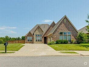 Building Photo - 2500 Cordgrass Ln