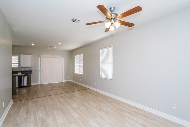 Building Photo - 5876 Secret Island Dr