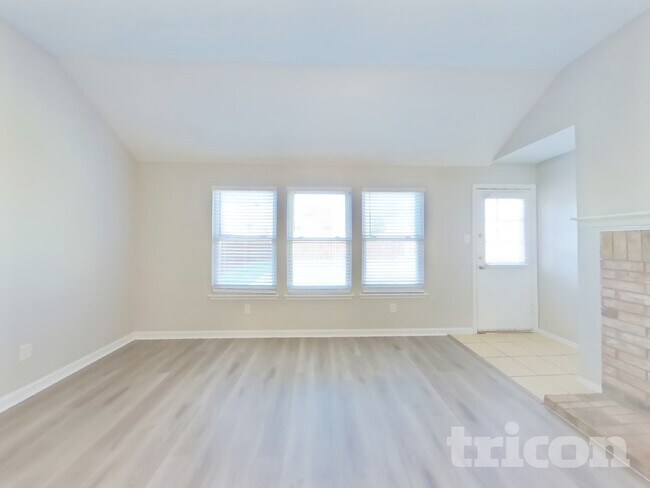 Foto del edificio - 9101 Wagon Trail