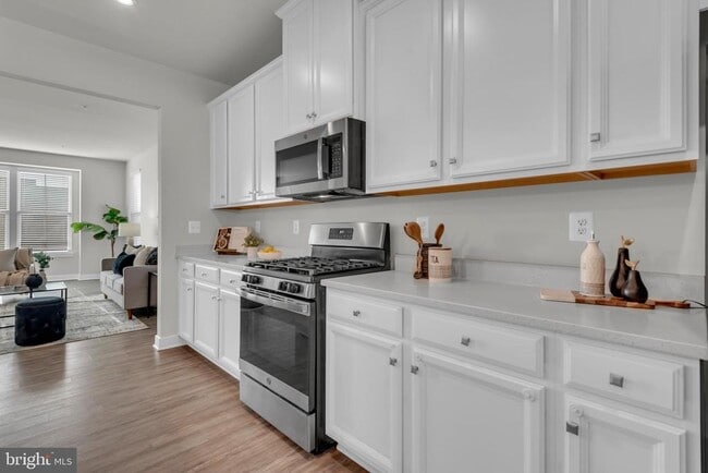 Foto del edificio - 14910 Townshend Ter Ave