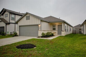 Building Photo - 17827 Pumpkin Vine Dr