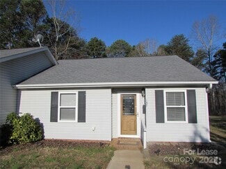 Building Photo - 137 Pine Meadow Ln