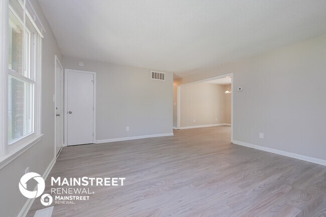 Building Photo - 3435 Leisure Ln