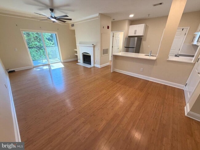 Building Photo - 1571 Spring Gate Dr.