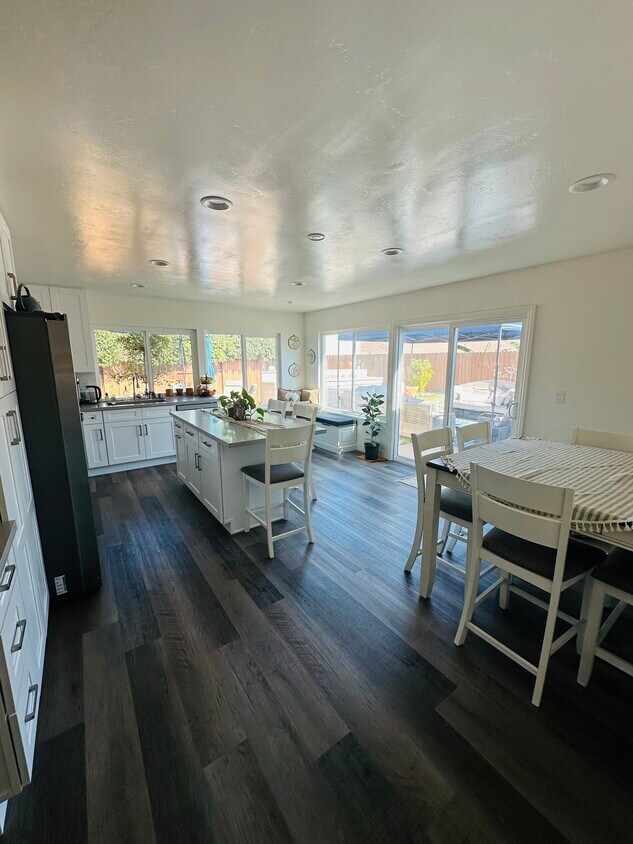 Foto principal - 10305 Hemphill Pl
