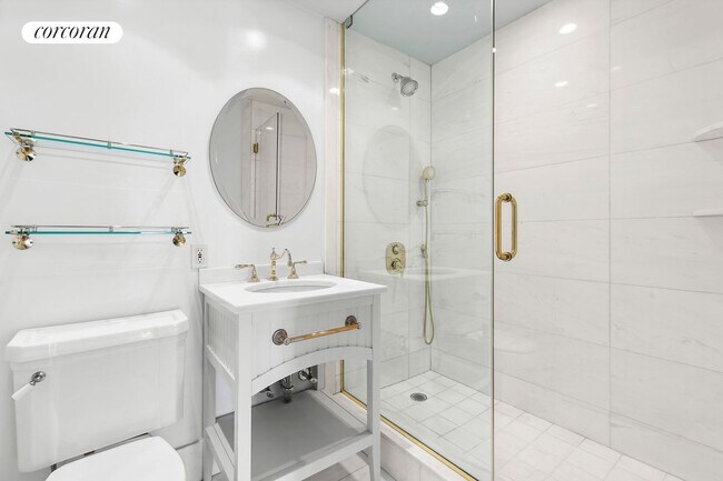 Foto del edificio - 155 W 70th St