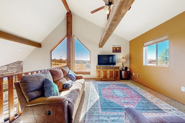 Foto del edificio - 760 S Creekside Dr