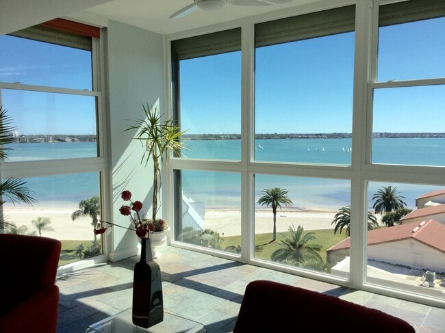 Building Photo - 855 Bayway Blvd