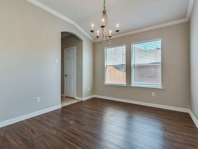 Foto del edificio - 2294 Garlic Creek Dr