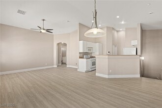 Building Photo - 2088 Overton Beach St