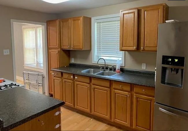 Building Photo - PSU Students – 3 Bed, 2 Bath Home Just Min...